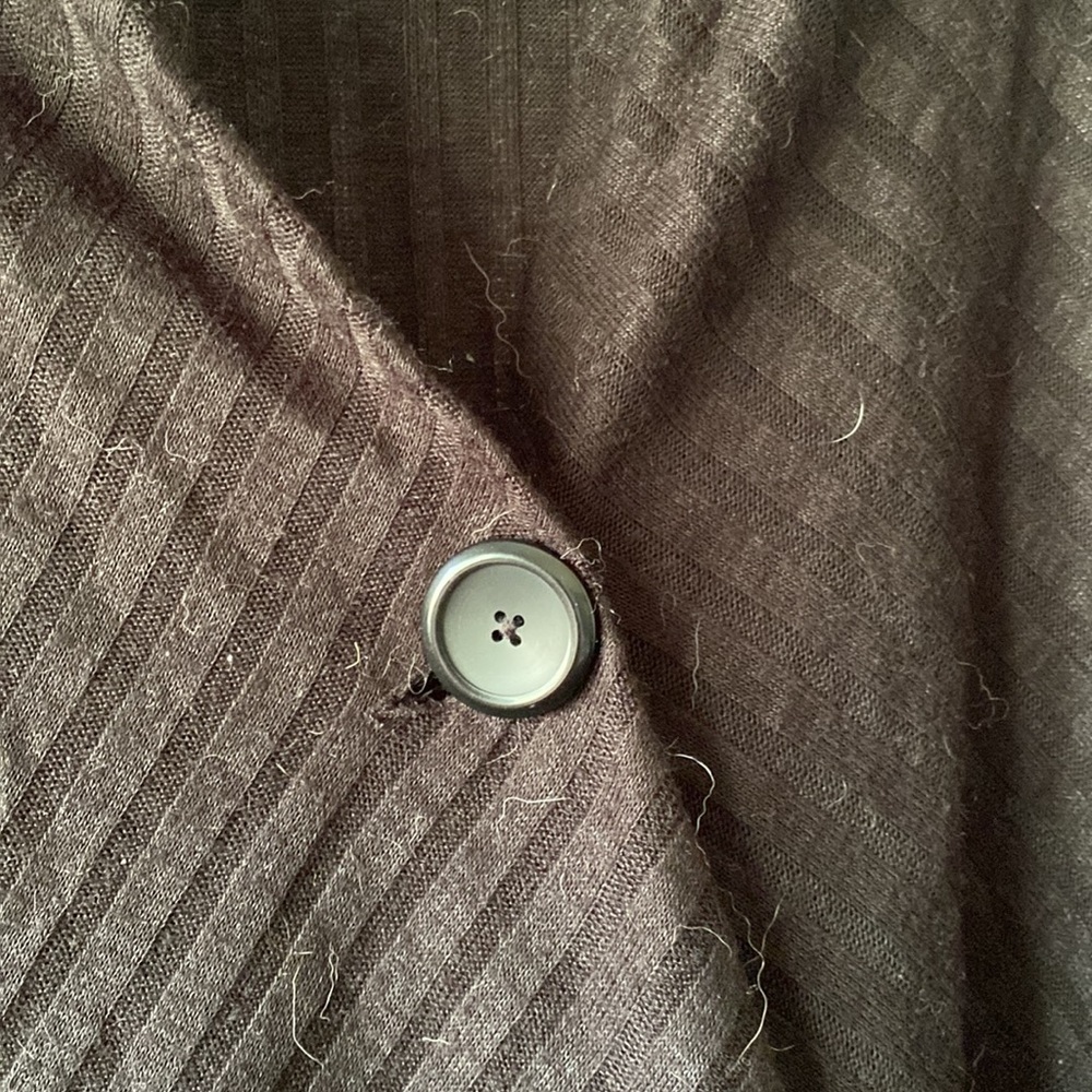 Lightweight sweater/jacket - Picture 4 of 4